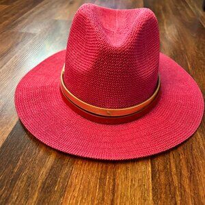 NWT Vince Camuto Fuchsia Double-Buckle Panama Hat